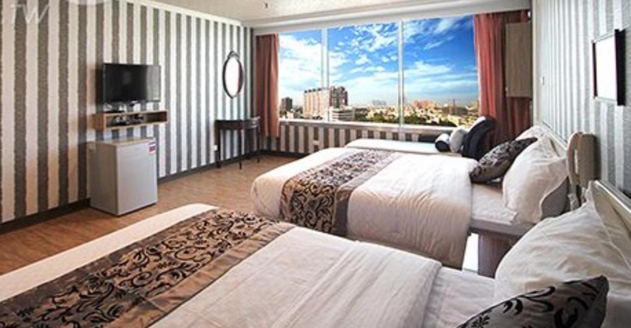 Ya Tai Hotel Гаосюн Экстерьер фото